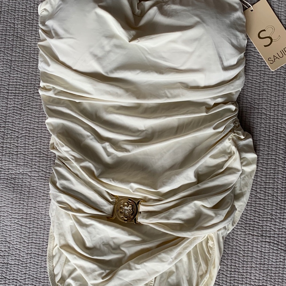 Beautiful One-Piece swimsuit. Cream L Sauipe 👙😍